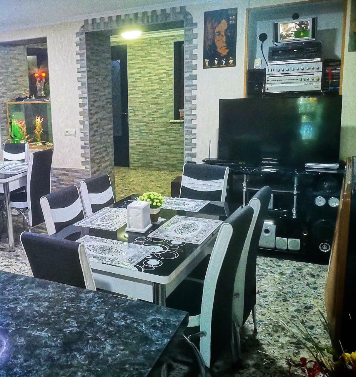 Hostel Sadu Кутаїсі Екстер'єр фото