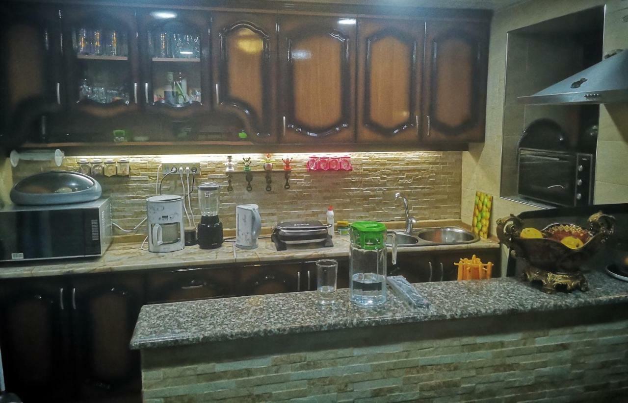 Hostel Sadu Кутаїсі Екстер'єр фото