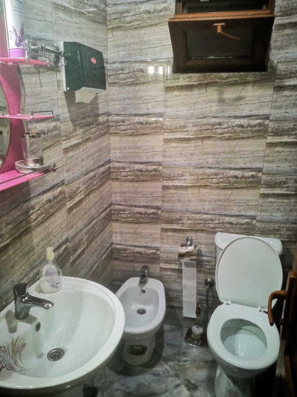 Hostel Sadu Кутаїсі Екстер'єр фото